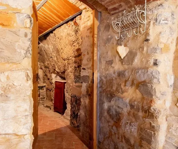 La Casetta Nel Borgo * Castelnuovo di Val di Cecina